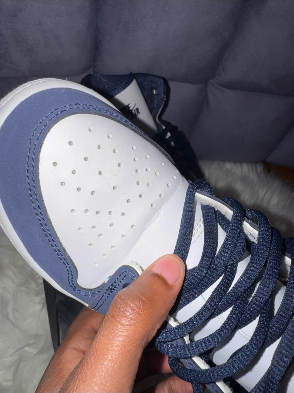 Nike Air Jordan 1 High - White & Navy